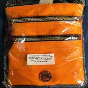 Dooney & Bourke Purse